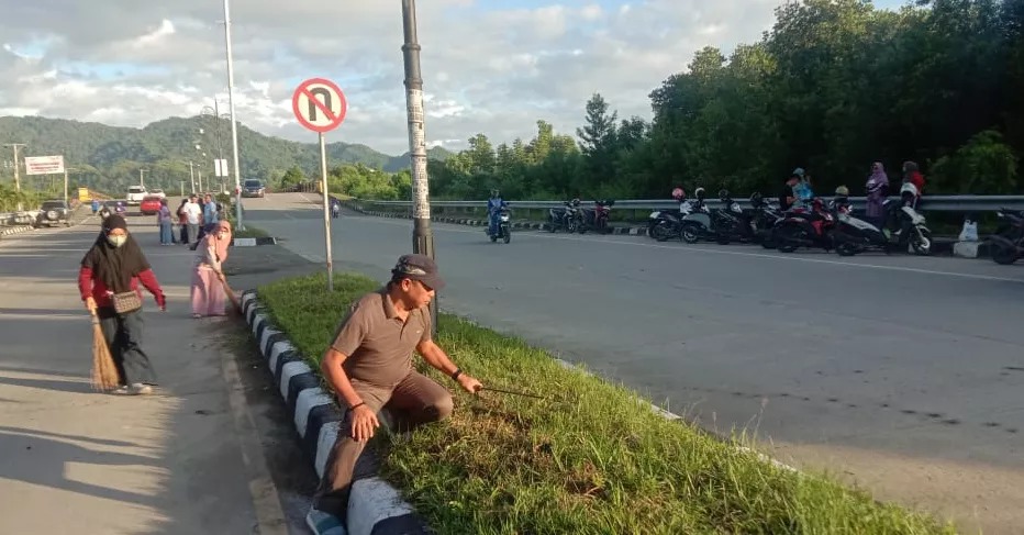 Kerja Bakti di Setiap Hari Jumat