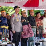 Menghadiri  kegiatan Pembukaan Kick Off Launching Logo, Peta Baru Provinsi Sulawesi Barat, Sedekah Pohon dan Kirab Pataka Kabupaten Se-Provinsi Sulawesi Barat di Halaman Perkantoran Gubernur Sulawesi Barat, Rabu 28 Agustus 2024.