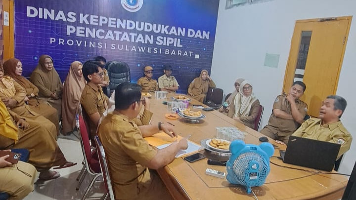 Dinas Dukcapil Sulbar Ikuti Sosialisasi Koperasi Konsumen ASN Panca Daya Dinas Dukcapil Sulbar Ikuti Sosialisasi Koperasi Konsumen ASN Panca Daya